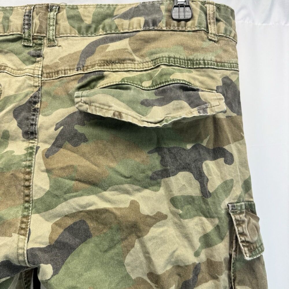 Smoke Rise Cargo Shorts Mens 38 Camo 13” Inseam Utility Jorts Twill Gorpcore - Picture 10 of 12